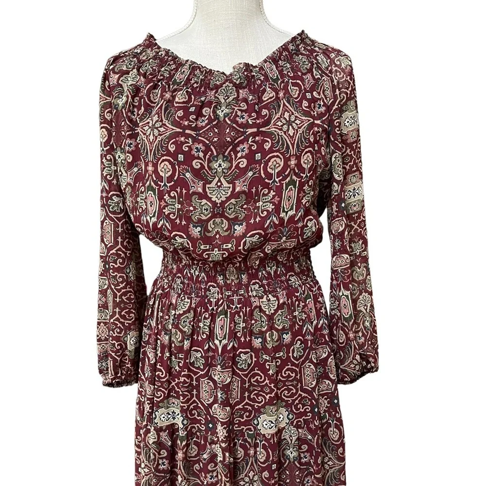 Abercrombie & Fitch Boho Long Sleeve Floaty Maxi Dress with Floral Print Size: S